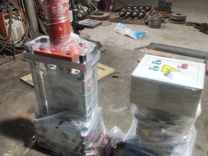 可調節式液壓換網機頭